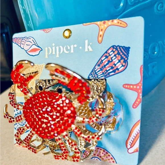 Piper K Sparkling Red and Gold Crab Hair Clip - Picture 4 of 5